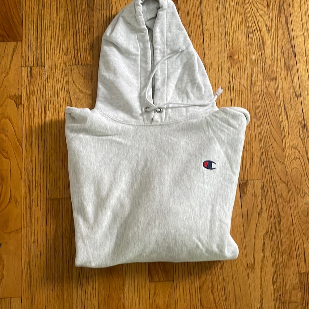 2X Champion hoodie